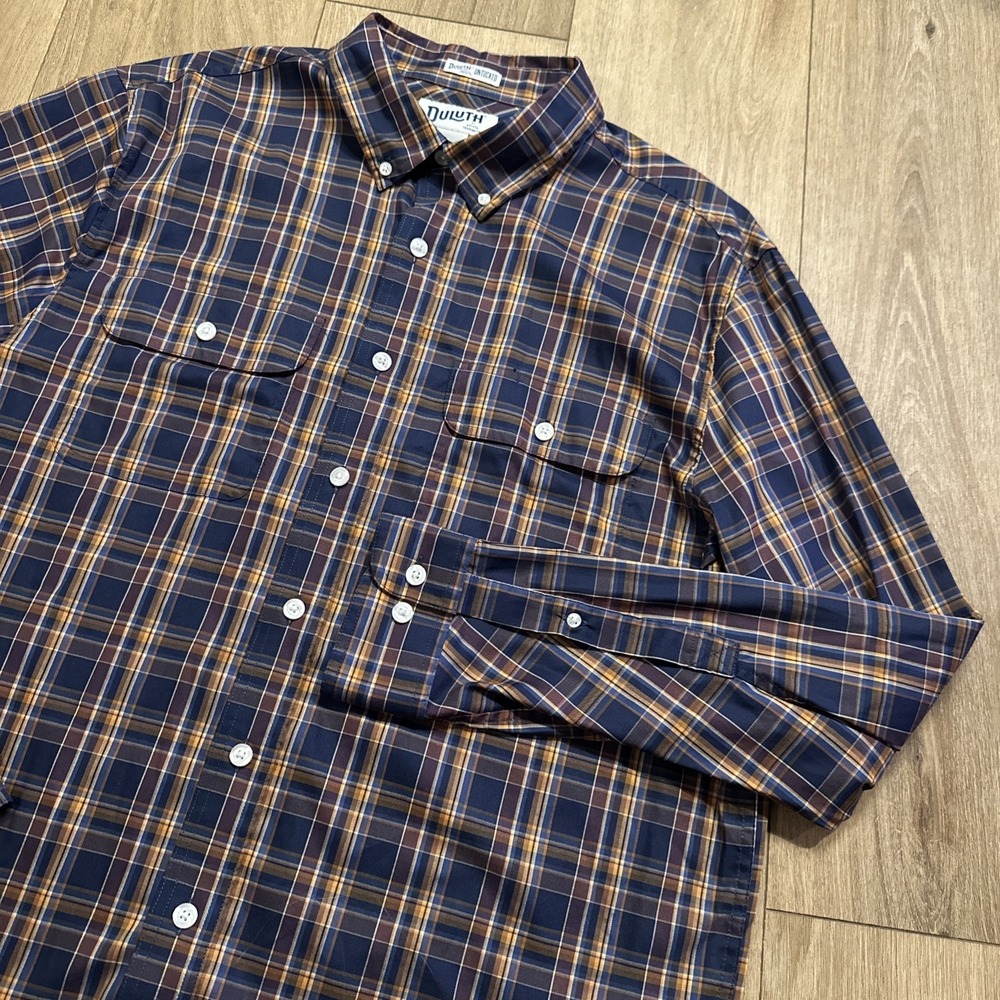 Duluth Untucked Performance Men's L Multicolor Plaid Standard Fit Shirt Pockets